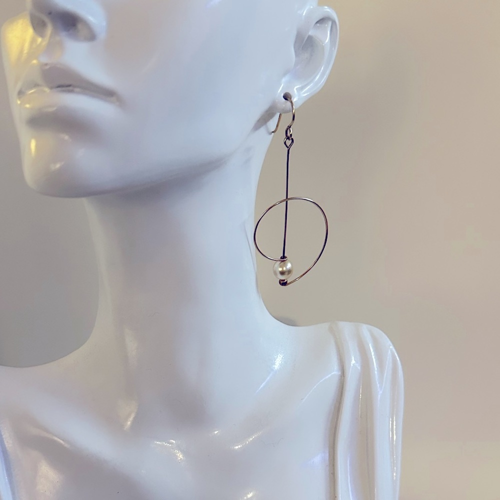 ART INSTITUTE CHICAGO Artisan Pearl Earrings Authentic